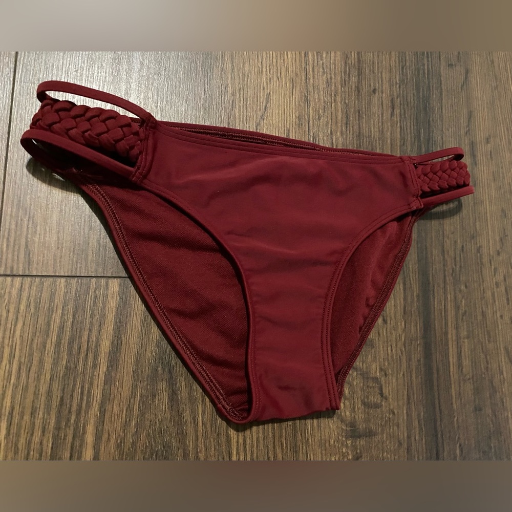 Junior’s Hollister Burgundy Braided Waist Swim Bottom XS - Picture 4 of 9